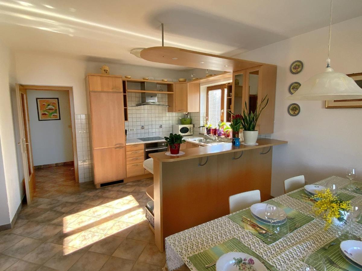 Sea View Istrian Countryside Apartment - Rota Dragonja Eksteriør bilde